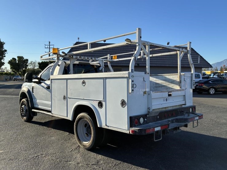 2018-ford-f550-image-4