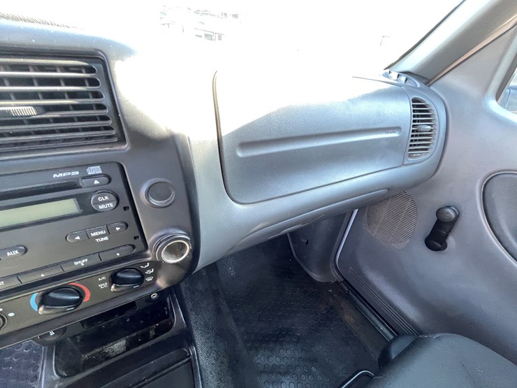 2011-ford-ranger-image-29