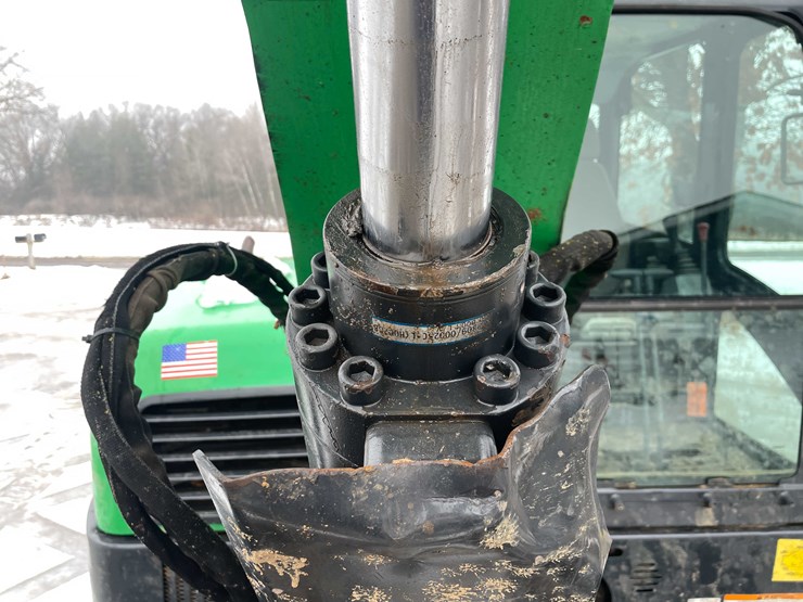 2014-bobcat-e85-image-18