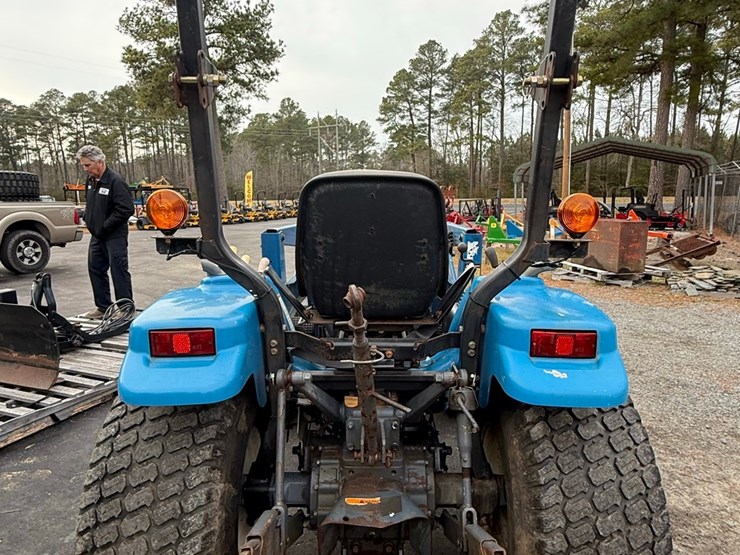 new-holland-1630-image-6