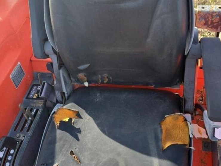 kubota-la853-image-18