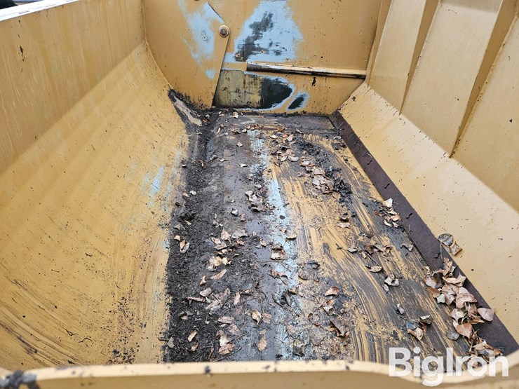 2013-strobel-fe1200-12-yard-pull-type-forced-ejection-scraper-image-18