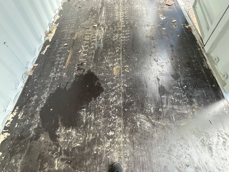 #200d-•-40'-container-image-65