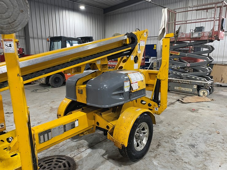 2013-bil-jax-3632t-image-18