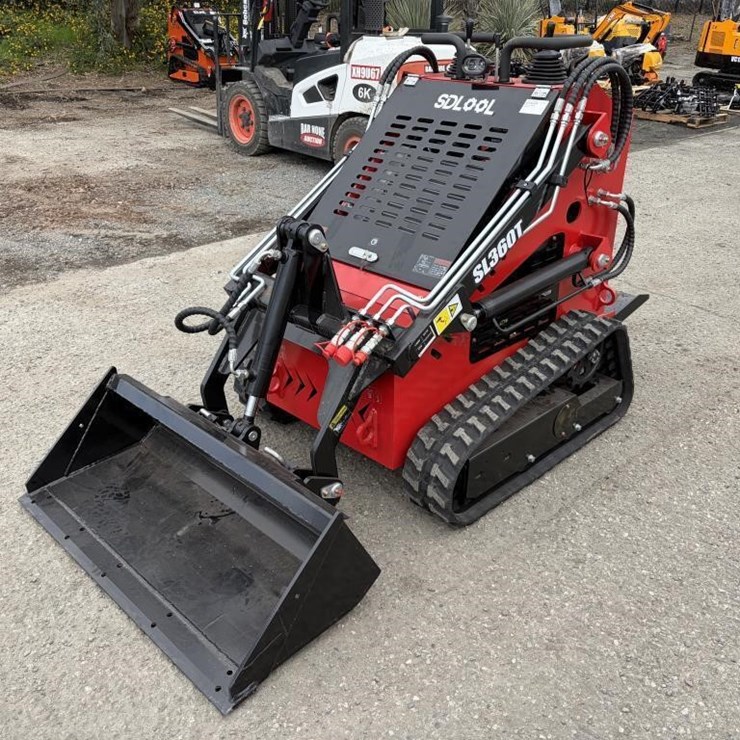 2025 SDLOOL SL360T Skid SteerTrack Loader