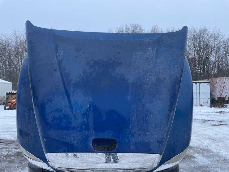 #308-•-2005-freightliner-columbia-semi-tractor-(has-wi-title)-(denmark,-wi)-image-62