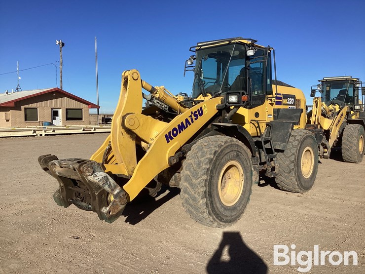 2022-komatsu-wa320-8-image-1