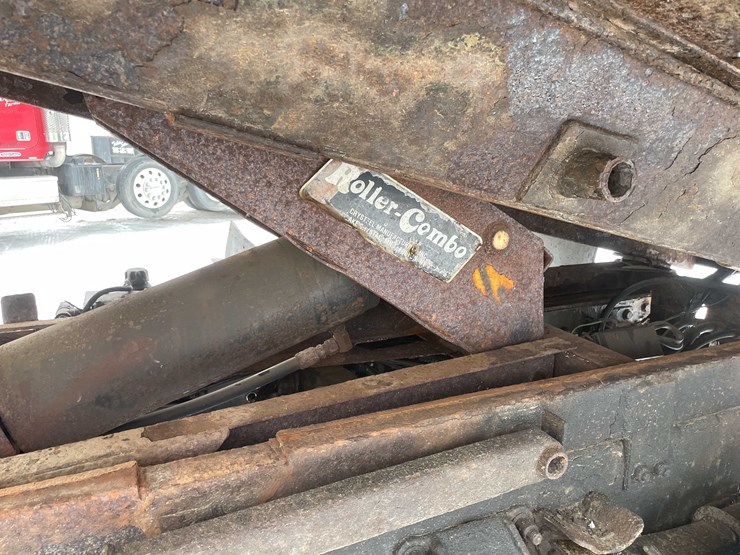 2004-caterpillar-c7-image-49