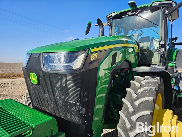 2022-john-deere-8r-410-image-14