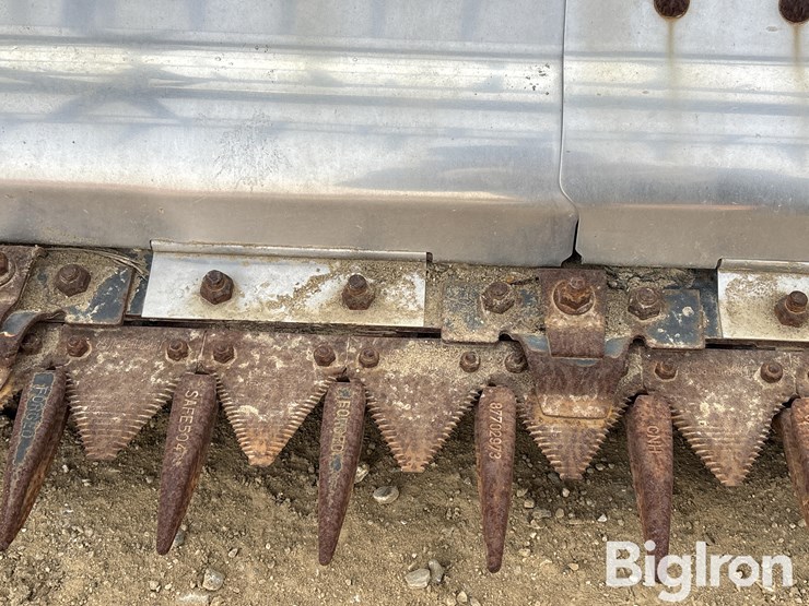 2021-case-ih-3162-image-12