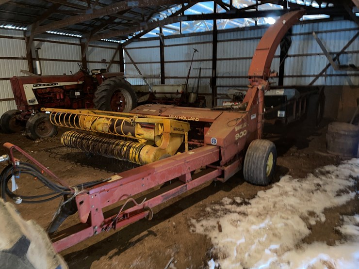 new-holland-900-image-1