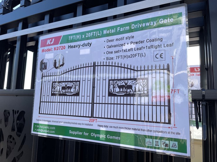 #3857-•-deer-motif-style-driveway-gates-image-1