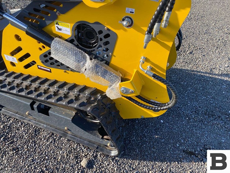 2025-sdlanch-sdll60-mini-skid-steer-loader-image-11