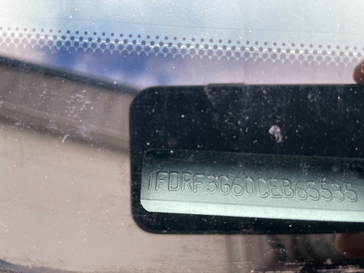 #330-•-2012-f350-super-duty-cab-and-chassis-pickup-(has-wi-title)(custer,-wi)-image-74