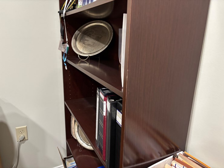 #200-•-contents-of-office-image-5