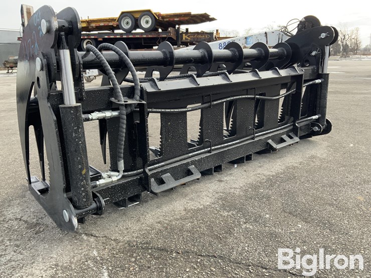 2025-giyi-clg72-72"-skid-steer-curved-log-grabber-image-11