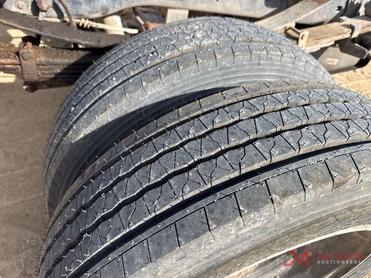 2016-ford-f550-xl-image-12