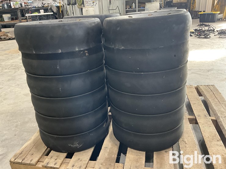 john-deere-xp-planter-row-unit-depth-gauge-wheels-image-10