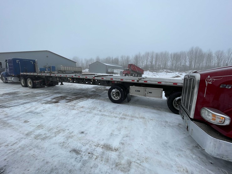 2022-hyundai-flatbed-image-3