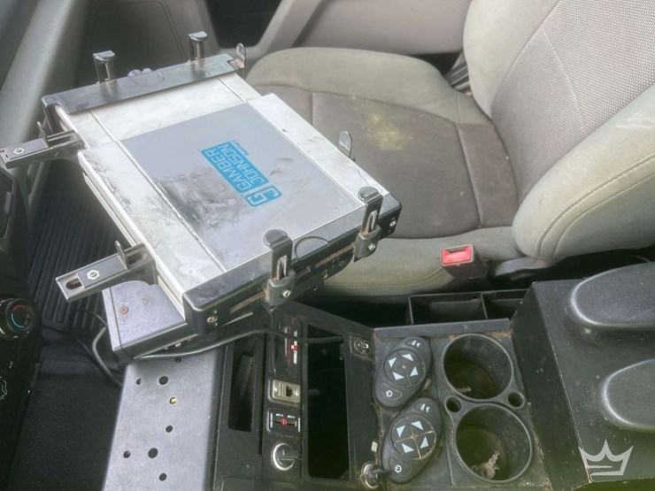 2019-ford-f550-image-36