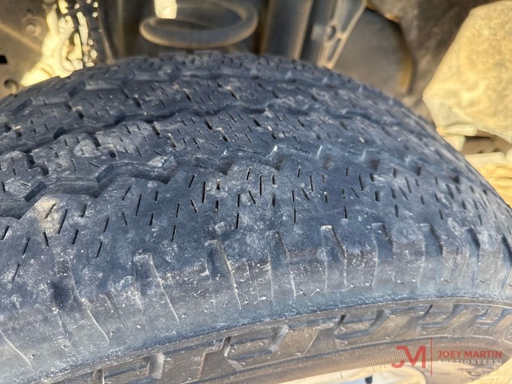 2020-ford-f250-xlt-image-5