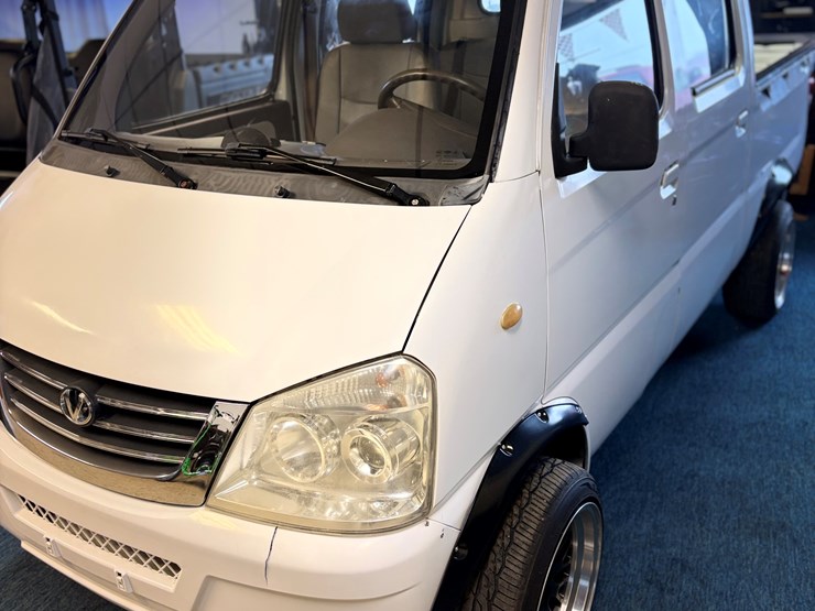 #332-•-2011-vontager-2x4-(has-wi-title)-(clintonville,-wi)-image-1