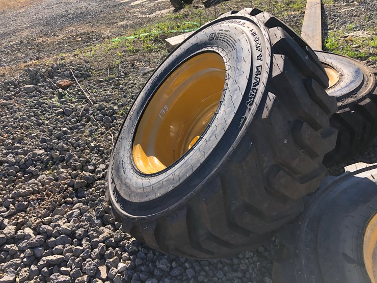 caterpillar-12-image-2