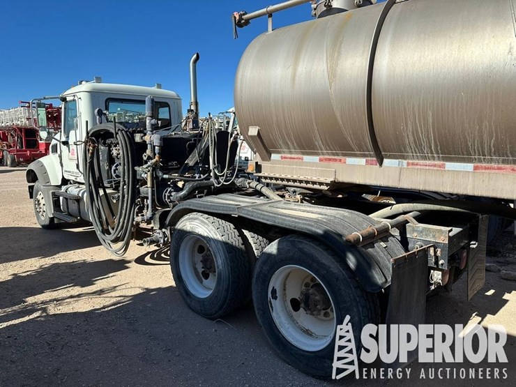 (x)-2015-mack-gu713-t/a-kill-truck,-vin-1m2ax09y2...-image-3