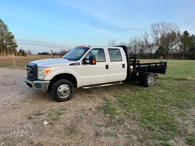 2015-ford-f350-xl-image-1