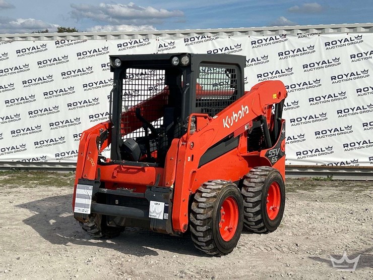 2020-kubota-ssv65-image-1