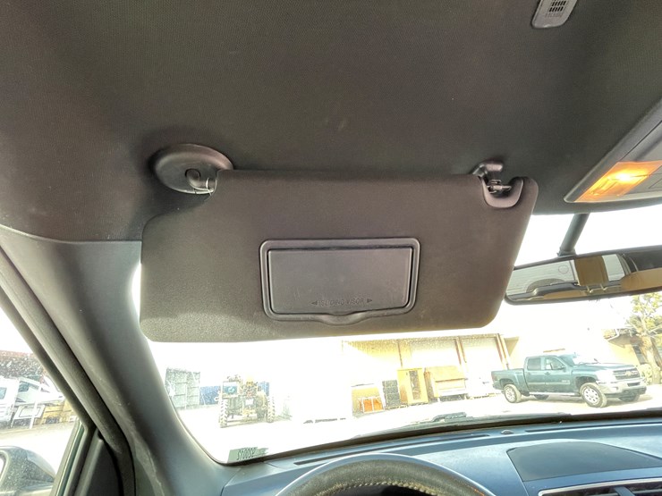 2017-ford-explorer-image-86