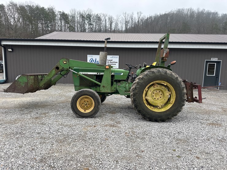 john-deere-2240-image-1