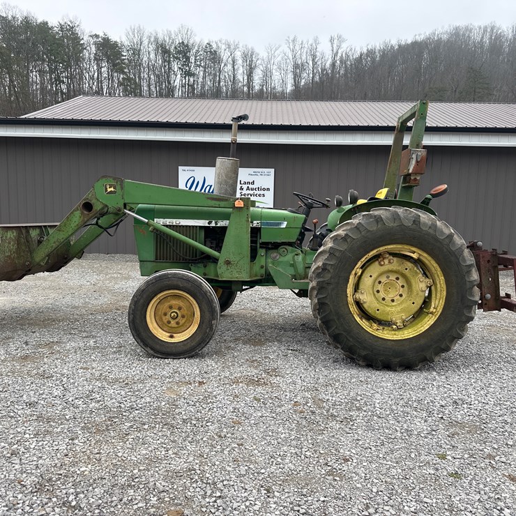 JOHN DEERE 2240