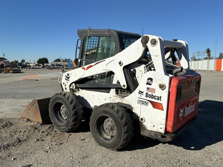 2018-bobcat-s650-image-4