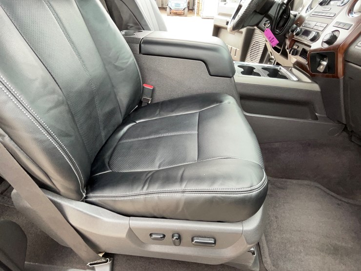 2011-ford-f250-lariat-image-116