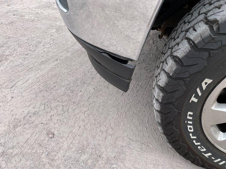 2011-chevrolet-silverado-2500hd-lt-image-44