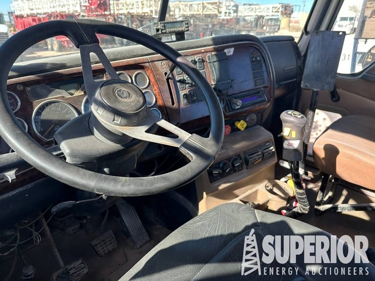 (x)-2005-mack-cv713-t/a-kill-truck,-vin-1m2ag11y7...-image-2