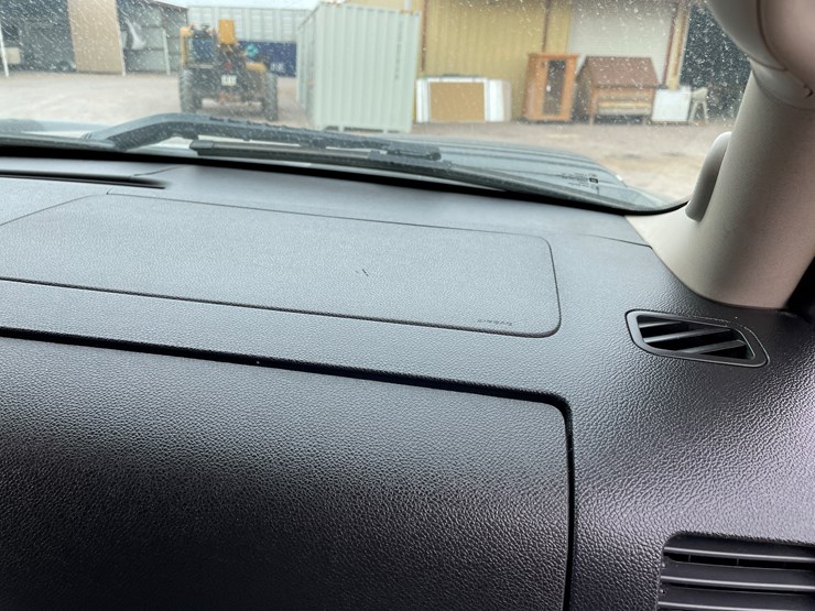 2011-chevrolet-silverado-2500hd-lt-image-91