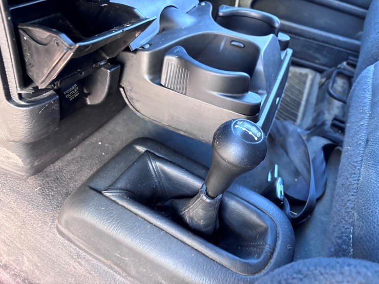 2003-dodge-150-image-10