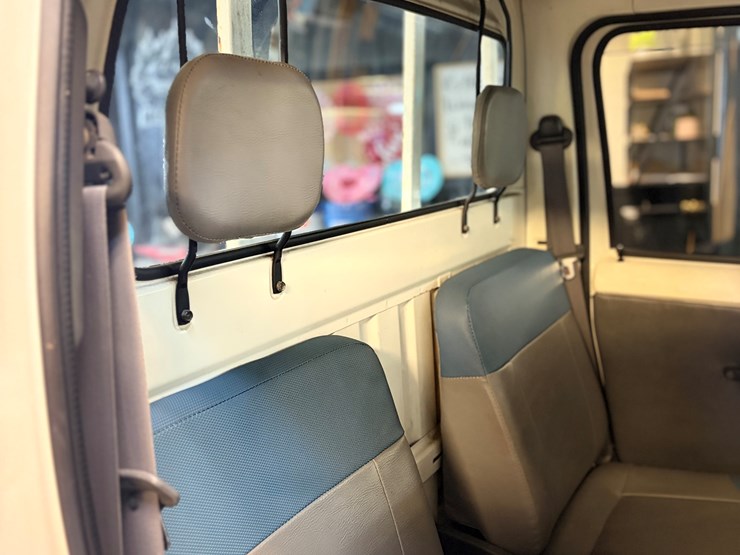 #334-•-1999-sambar-truck-2x4-(has-wi-title)-(clintonville,-wi)-image-4