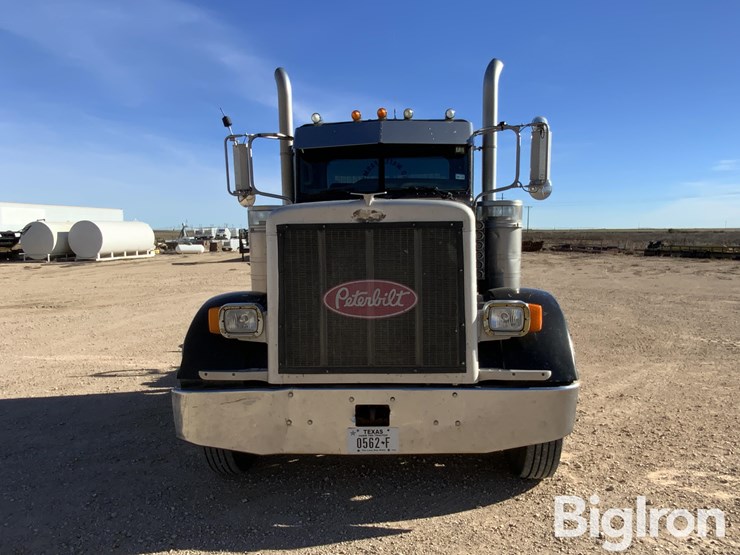 2007-peterbilt-379-image-2