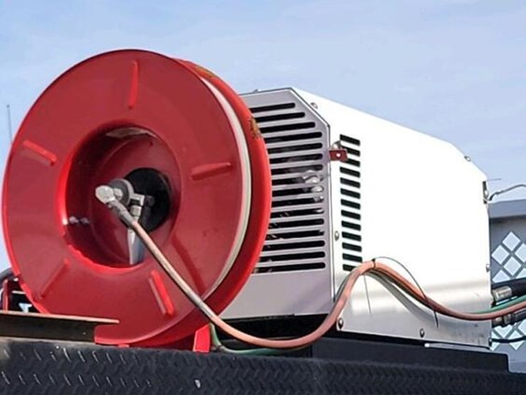 2017-ford-f550-image-14