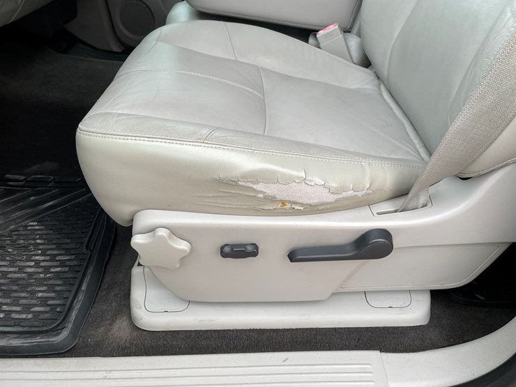 2011-chevrolet-silverado-2500hd-lt-image-55