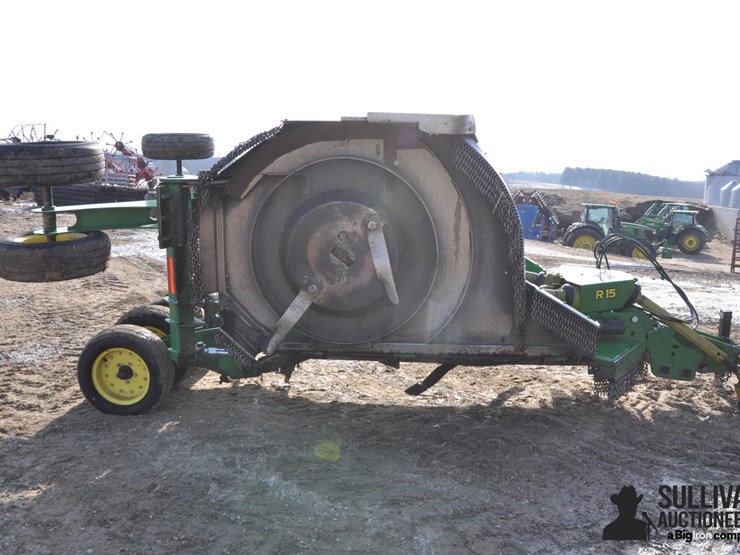 2019-john-deere-r15-image-4