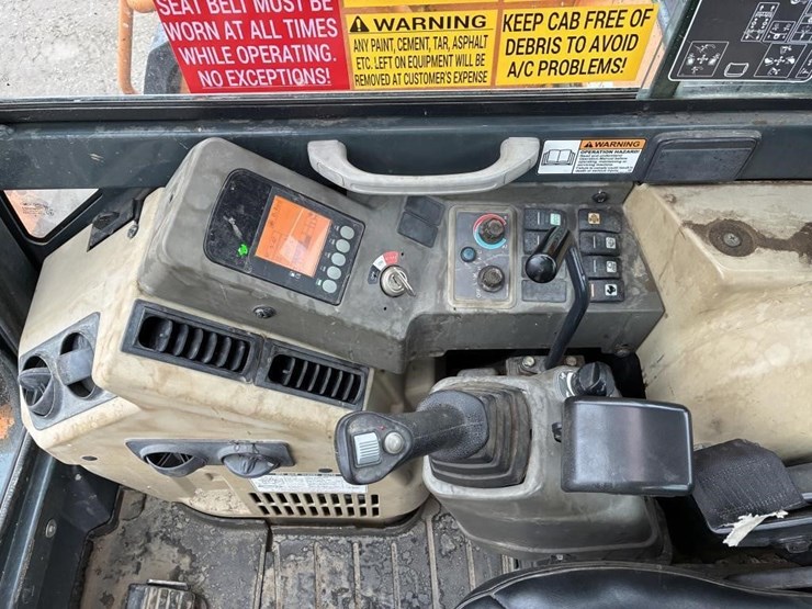 2016-yanmar-800z-nxtz-excavator-image-16