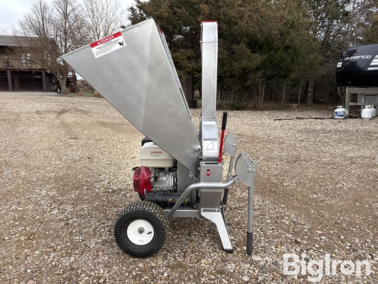 2015-honda-gx390-image-8