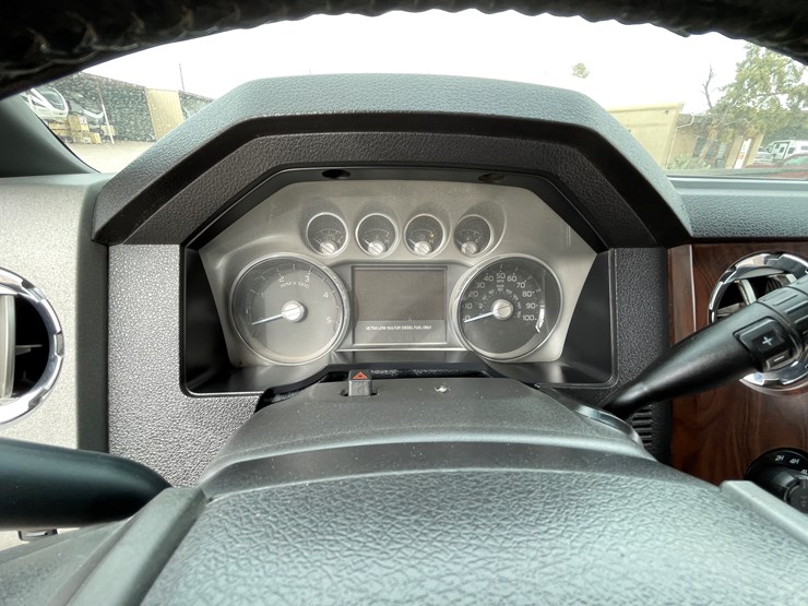 2011-ford-f250-lariat-image-97