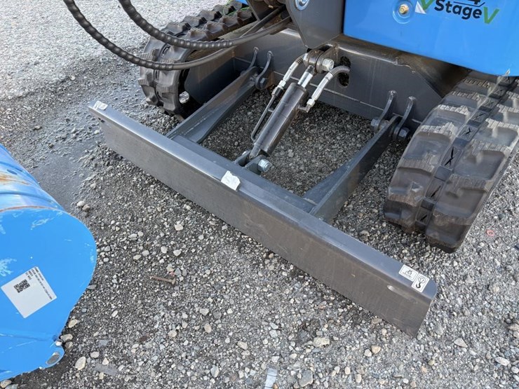 kubota-excavator-image-9