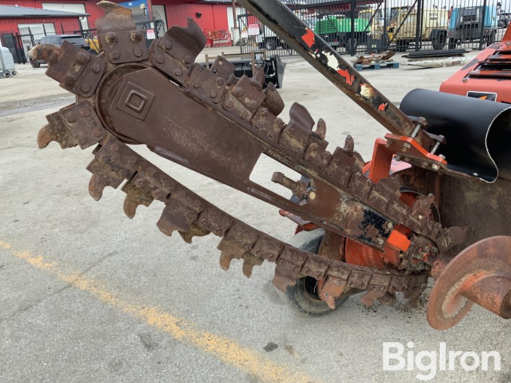 2012-ditch-witch-rt12-image-15