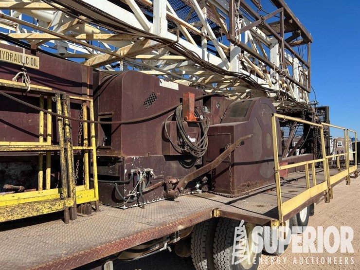 1982-wilson-42b-d/d-well-service-rig,-w/-tubing-d...-image-3